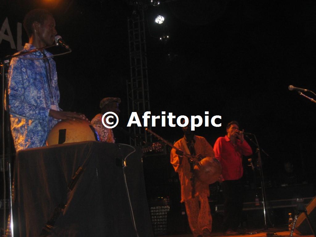 ../Images/AfricaFestival-26-27-28May05 049.jpg